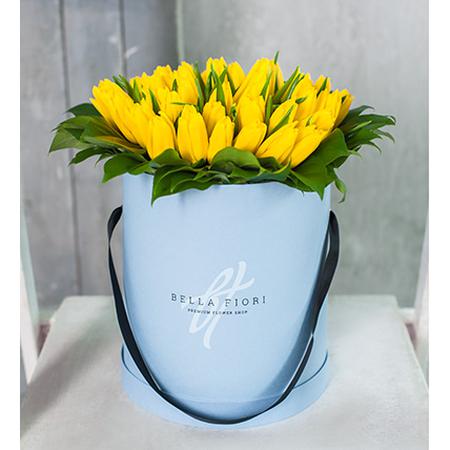 Коробка от Bella Fiori с желтыми тюльпанами